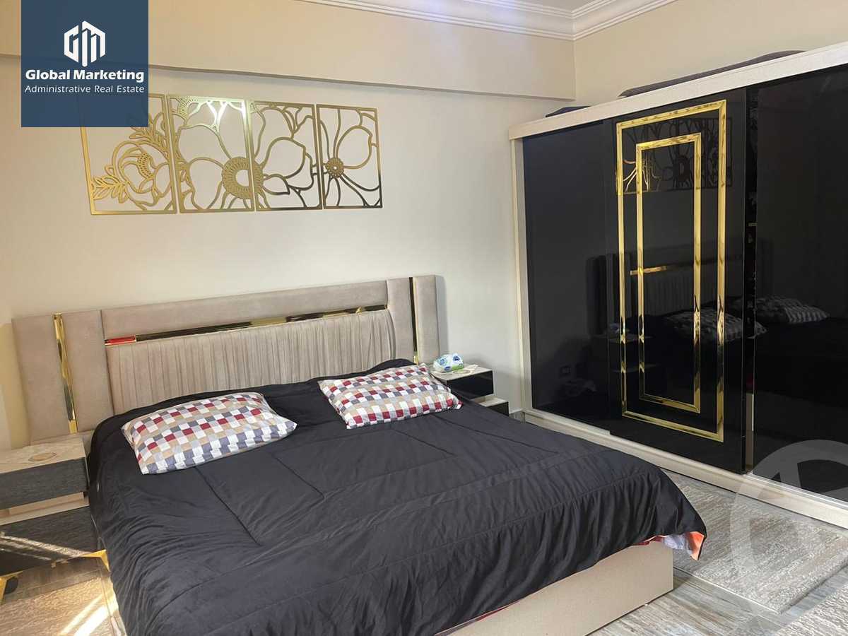 https://aqarmap.com.eg/en/listing/5593302-for-sale-cairo-new-cairo-compounds-hayati-residence
