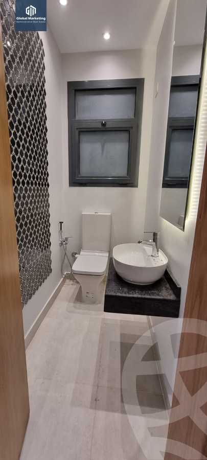 https://aqarmap.com.eg/en/listing/5593669-for-rent-cairo-new-cairo-compounds-villette-kmbwnd-sky-kwndwz-swdyk-villette