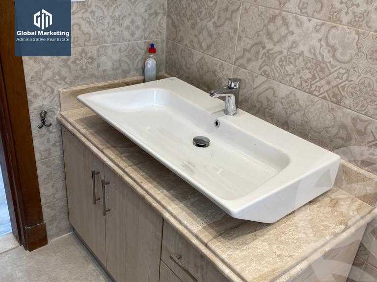 https://aqarmap.com.eg/en/listing/5596292-for-rent-cairo-new-cairo-compounds-lakeview-residence
