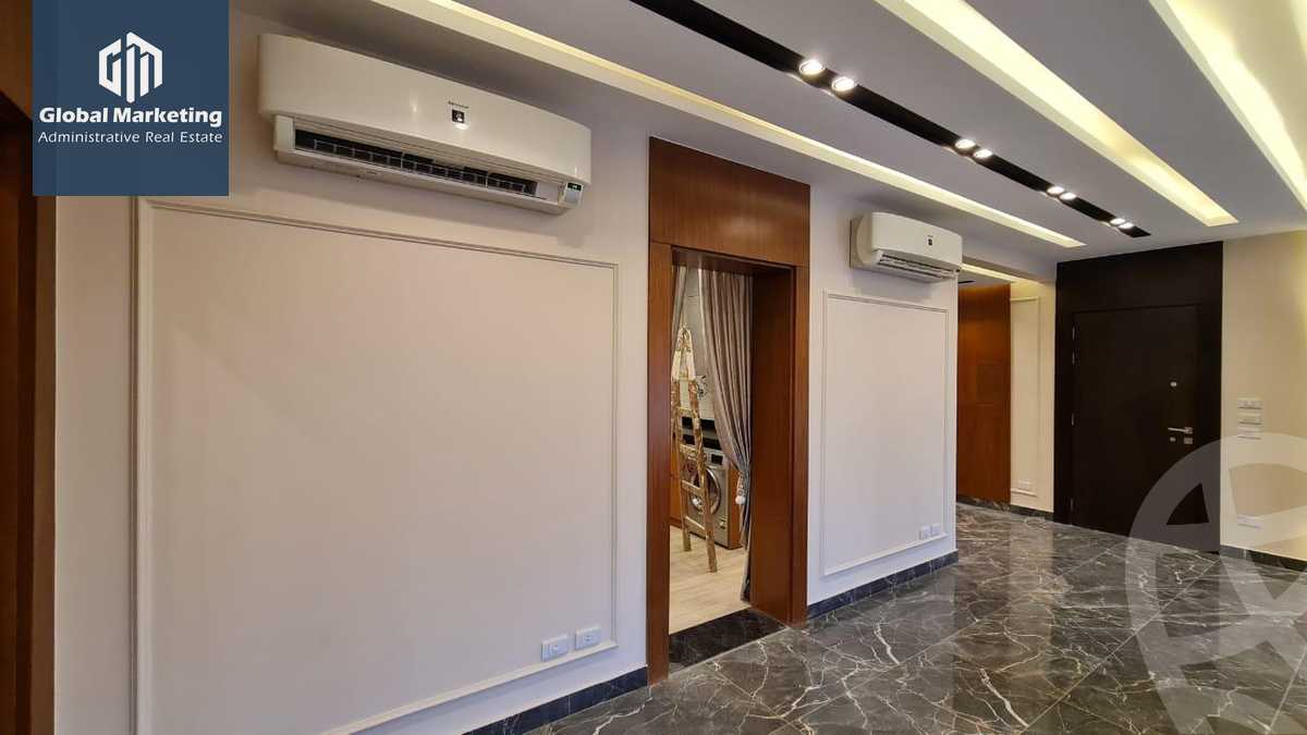 https://aqarmap.com.eg/ar/listing/5596419-for-sale-cairo-new-cairo-compounds-eastown-spectrum-eastown-compound