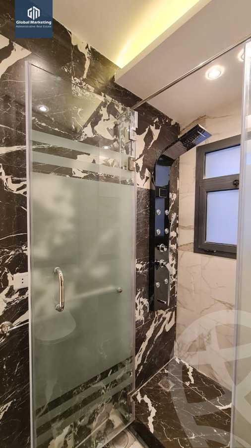 https://aqarmap.com.eg/ar/listing/5596419-for-sale-cairo-new-cairo-compounds-eastown-spectrum-eastown-compound