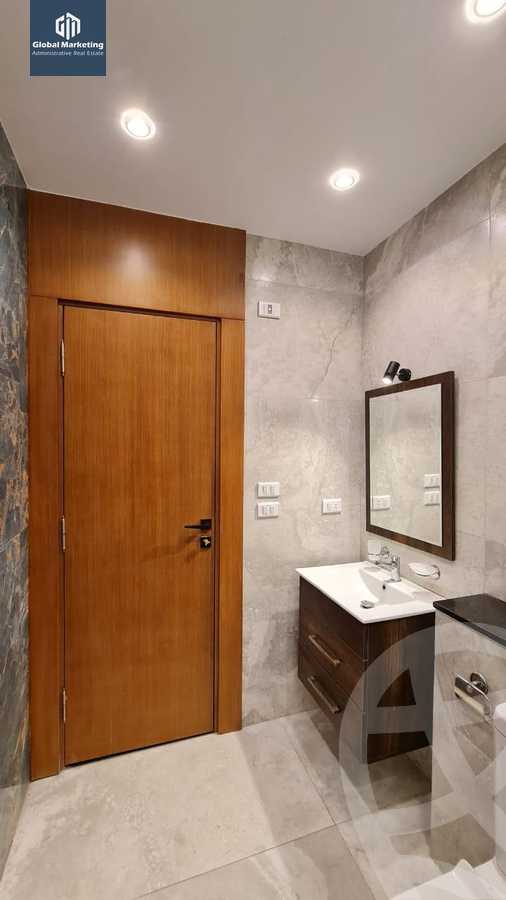 https://aqarmap.com.eg/ar/listing/5596419-for-sale-cairo-new-cairo-compounds-eastown-spectrum-eastown-compound