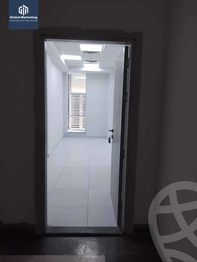 https://aqarmap.com.eg/ar/listing/5602139-for-sale-cairo-new-cairo-compounds-cairo-business-park-the-hive-24-hub-misr-italia