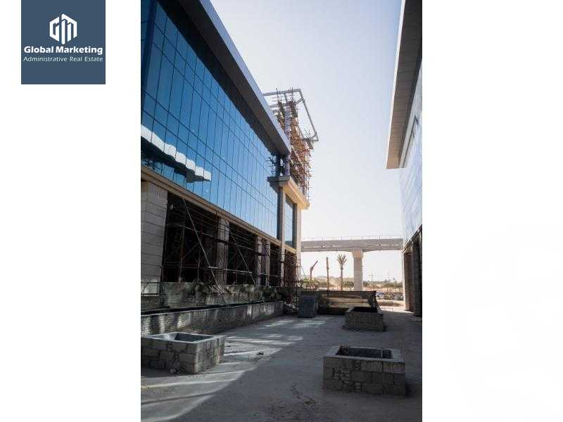 https://aqarmap.com.eg/ar/listing/5610356-for-rent-cairo-new-cairo-compounds-golden-gate-redcon