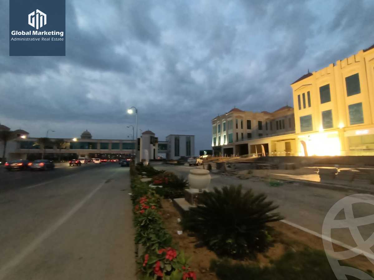 https://aqarmap.com.eg/ar/listing/5614390-for-rent-cairo-new-cairo-mohammed-nagib-axis-st