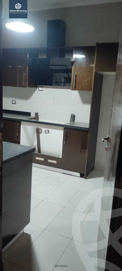 https://aqarmap.com.eg/ar/listing/5615950-for-sale-cairo-new-cairo-compounds-kmbwnd-fyldj-jyt-blm-hylz