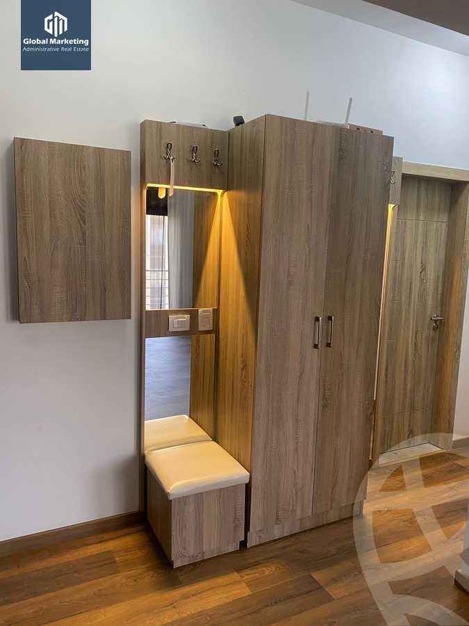 https://aqarmap.com.eg/ar/listing/5617071-for-rent-cairo-new-cairo-compounds-fifth-square