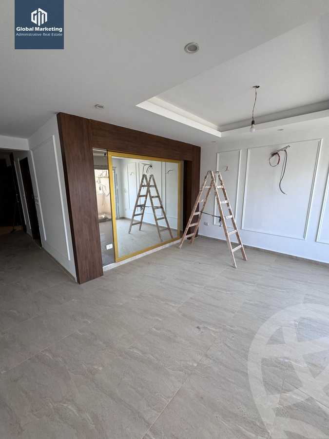 https://aqarmap.com.eg/en/listing/5626404-for-rent-cairo-new-cairo-compounds-hyde-park-centre-ville-hyde-park