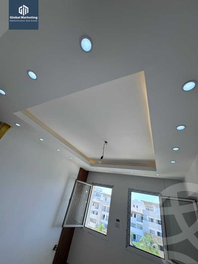 https://aqarmap.com.eg/en/listing/5626404-for-rent-cairo-new-cairo-compounds-hyde-park-centre-ville-hyde-park