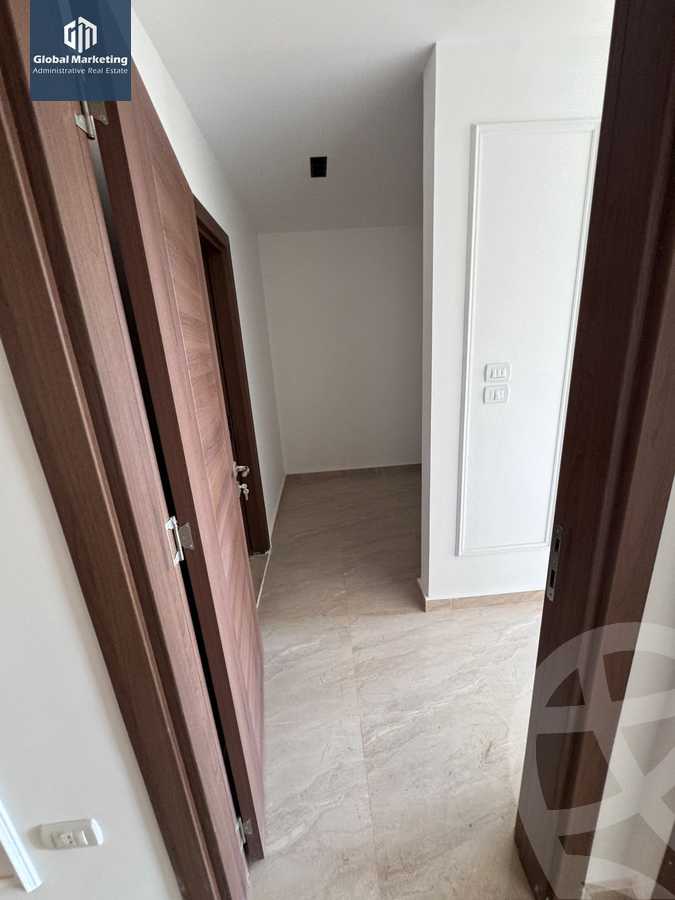https://aqarmap.com.eg/en/listing/5626404-for-rent-cairo-new-cairo-compounds-hyde-park-centre-ville-hyde-park