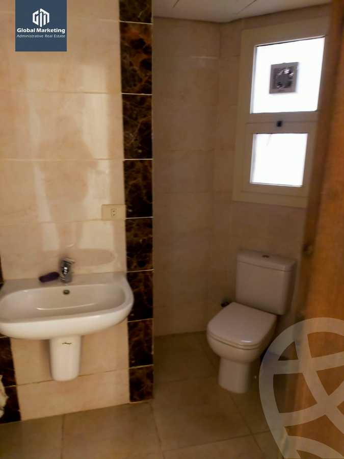 https://aqarmap.com.eg/ar/listing/5626463-for-rent-cairo-new-cairo-compounds-porto-cairo-mall