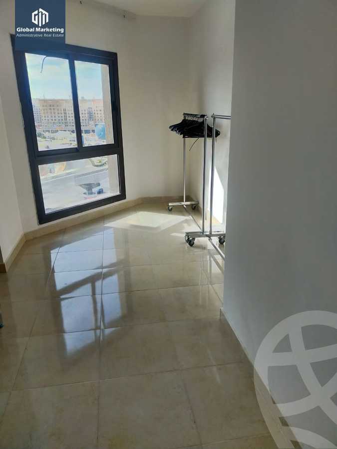 https://aqarmap.com.eg/ar/listing/5626463-for-rent-cairo-new-cairo-compounds-porto-cairo-mall