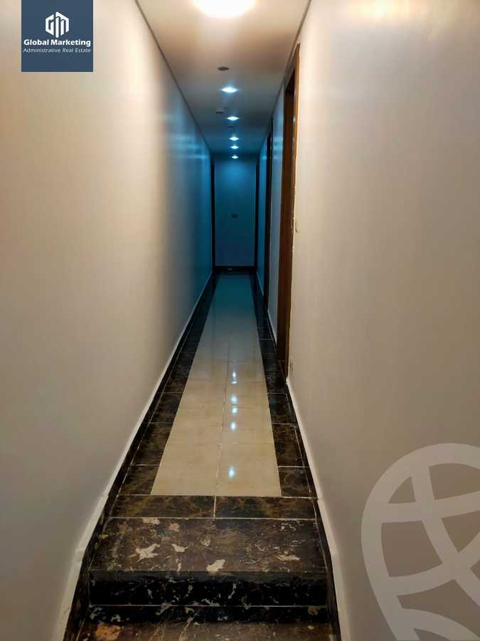 https://aqarmap.com.eg/ar/listing/5626463-for-rent-cairo-new-cairo-compounds-porto-cairo-mall
