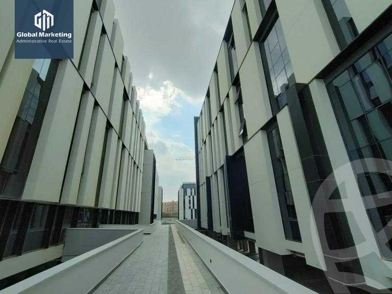 https://aqarmap.com.eg/en/listing/5629312-for-rent-cairo-new-cairo-compounds-hyde-park-centre-ville-hyde-park