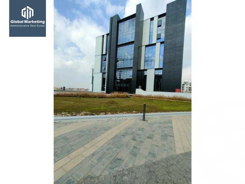 https://aqarmap.com.eg/en/listing/5629312-for-rent-cairo-new-cairo-compounds-hyde-park-centre-ville-hyde-park