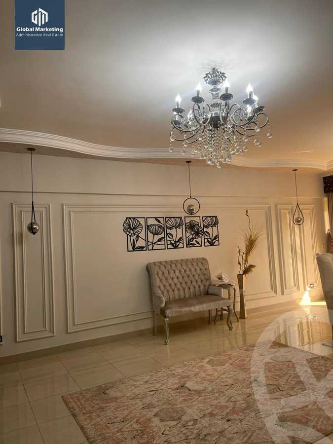 https://aqarmap.com.eg/en/listing/5633339-for-sale-cairo-new-cairo-compounds-hayati-residence