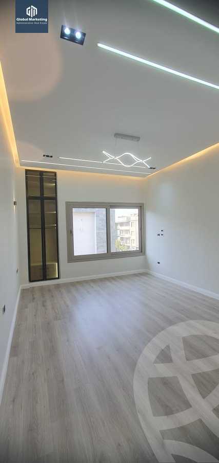https://aqarmap.com.eg/ar/listing/5637612-for-sale-cairo-new-cairo-compounds-moon-valley