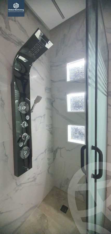 https://aqarmap.com.eg/ar/listing/5637612-for-sale-cairo-new-cairo-compounds-moon-valley
