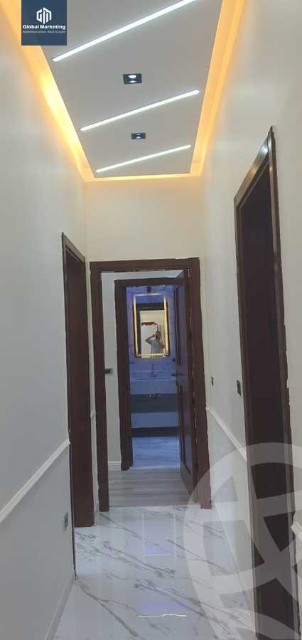 https://aqarmap.com.eg/ar/listing/5637612-for-sale-cairo-new-cairo-compounds-moon-valley