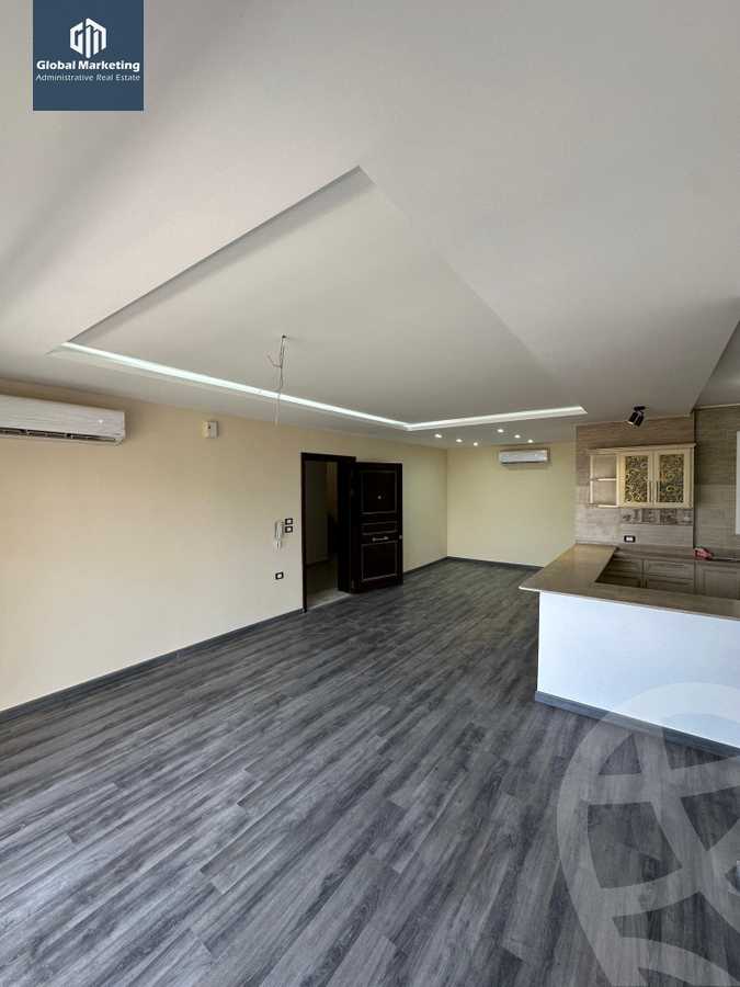 https://aqarmap.com.eg/en/listing/5640786-for-sale-cairo-new-cairo-compounds-hyde-park-greens-hyde-park-compound