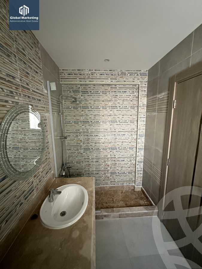 https://aqarmap.com.eg/en/listing/5640786-for-sale-cairo-new-cairo-compounds-hyde-park-greens-hyde-park-compound
