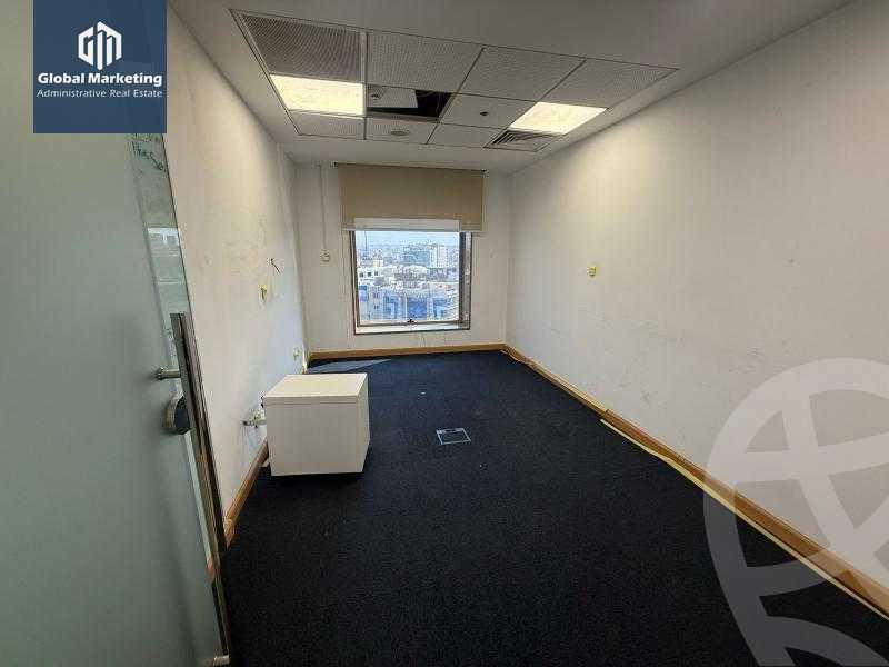 https://aqarmap.com.eg/en/listing/5642138-for-rent-cairo-new-cairo-90th-street-90th-between-cairo-festival-city-and-mountain-view-roundabout