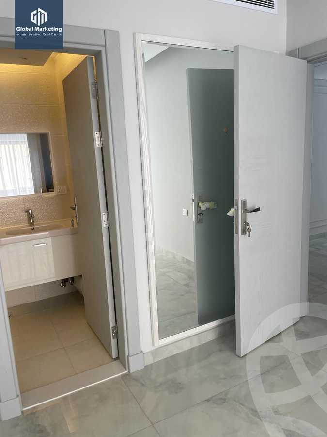 https://aqarmap.com.eg/en/listing/5643137-for-rent-cairo-new-cairo-compounds-lakeview-residence