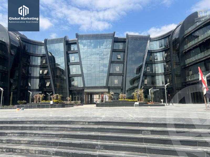 https://aqarmap.com.eg/en/listing/5651953-for-rent-cairo-new-cairo-90th-street-90th-between-cairo-festival-city-and-mountain-view-roundabout