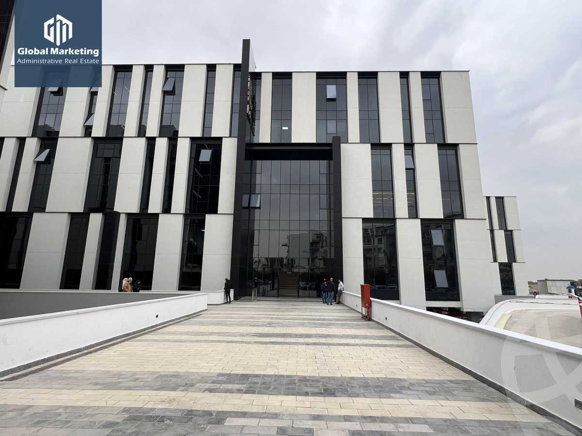 https://aqarmap.com.eg/en/listing/5667816-for-rent-cairo-new-cairo-compounds-hyde-park-business-district