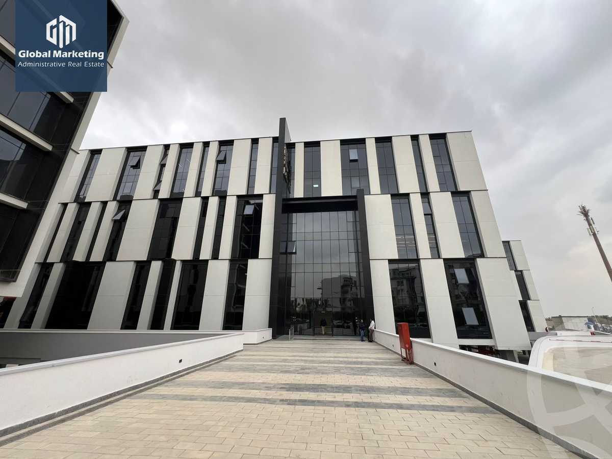 https://aqarmap.com.eg/en/listing/5667816-for-rent-cairo-new-cairo-compounds-hyde-park-business-district