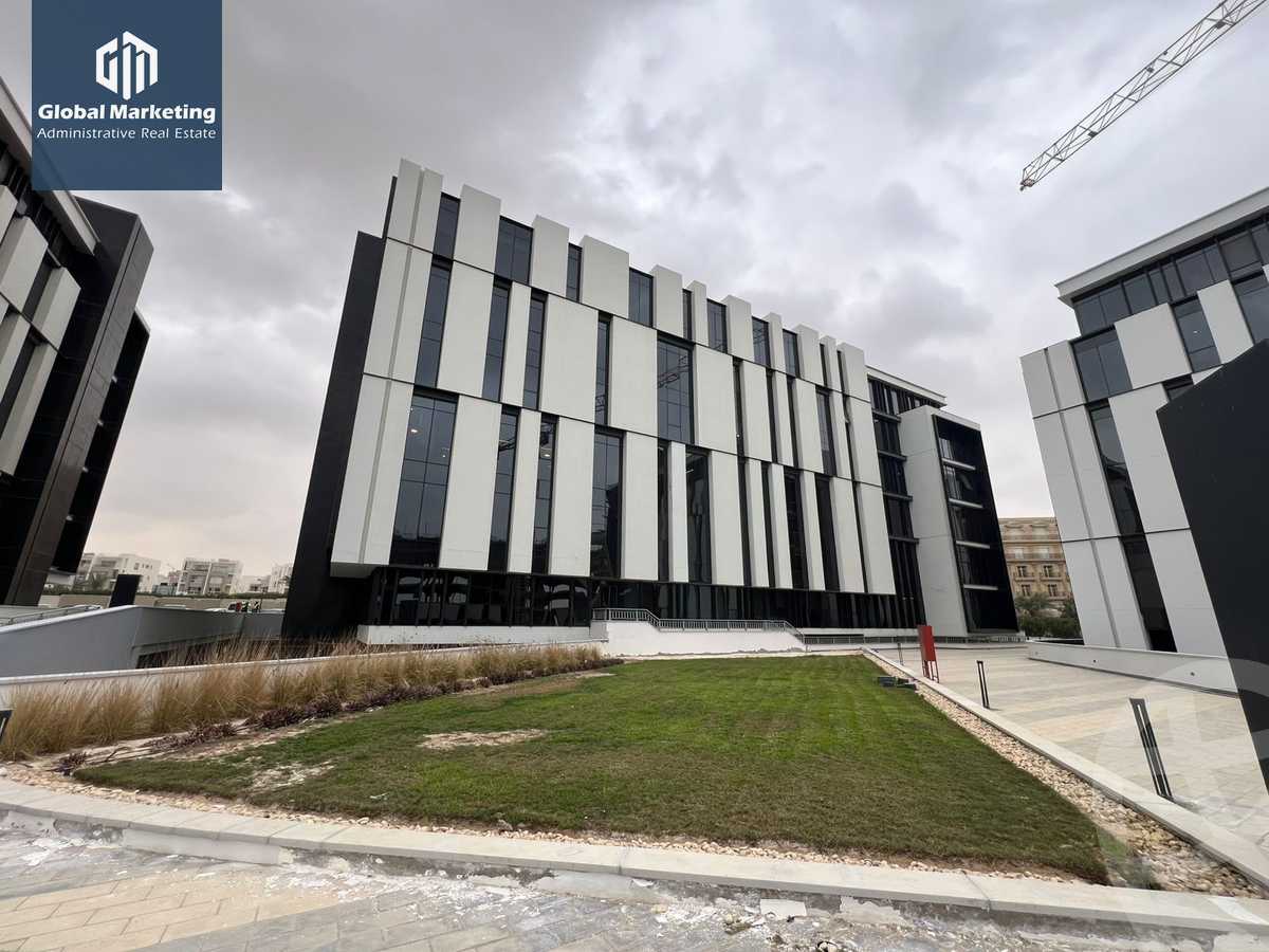 https://aqarmap.com.eg/en/listing/5667816-for-rent-cairo-new-cairo-compounds-hyde-park-business-district