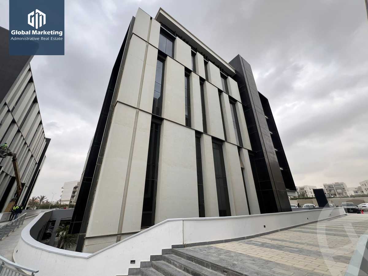 https://aqarmap.com.eg/ar/listing/5667977-for-sale-cairo-new-cairo-compounds-hyde-park-park-corner-hyde-park