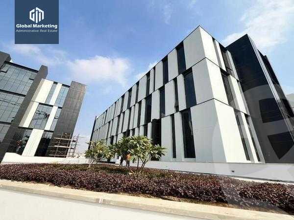 https://aqarmap.com.eg/ar/listing/5685583-for-rent-cairo-new-cairo-compounds-hyde-park-business-district