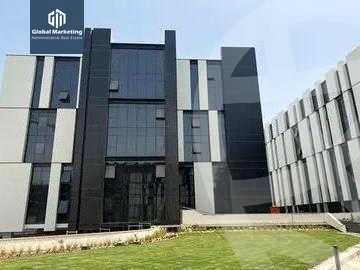 https://aqarmap.com.eg/en/listing/5685597-for-rent-cairo-new-cairo-compounds-hyde-park-business-district