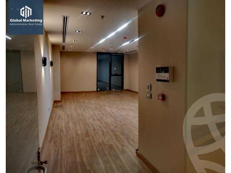 https://aqarmap.com.eg/en/listing/5722865-for-rent-cairo-new-cairo-compounds-hyde-park-centre-ville-hyde-park