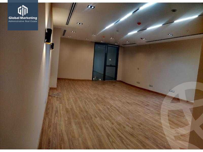 https://aqarmap.com.eg/en/listing/5722865-for-rent-cairo-new-cairo-compounds-hyde-park-centre-ville-hyde-park