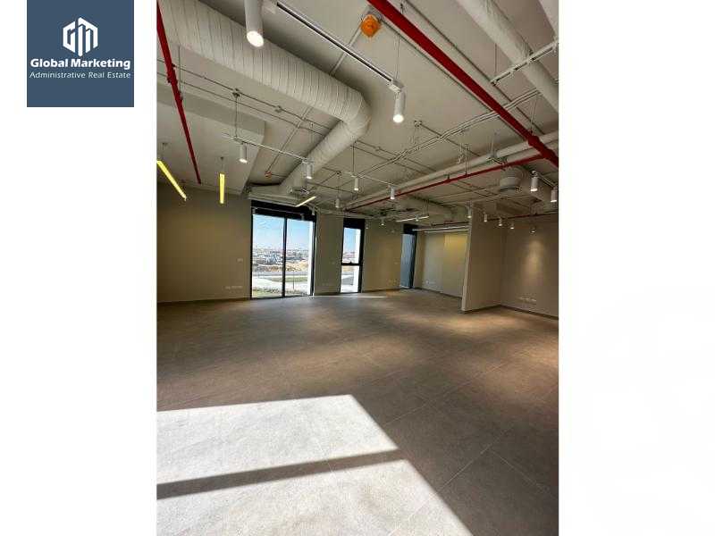 https://aqarmap.com.eg/ar/listing/5722903-for-rent-cairo-new-cairo-compounds-hyde-park-centre-ville-hyde-park