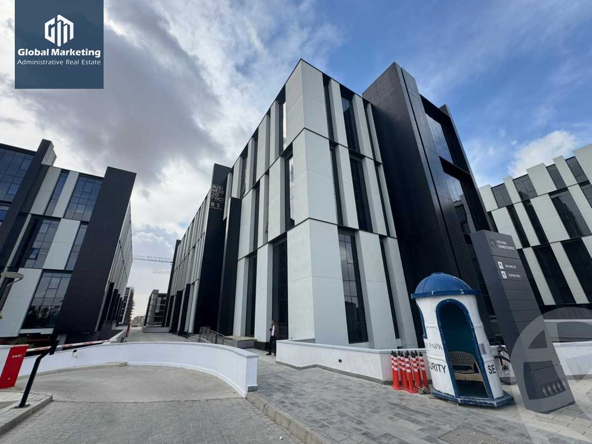 https://aqarmap.com.eg/en/listing/5727980-for-rent-cairo-new-cairo-compounds-hyde-park-centre-ville-hyde-park