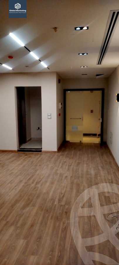 https://aqarmap.com.eg/en/listing/5728236-for-rent-cairo-new-cairo-compounds-hyde-park-centre-ville-hyde-park