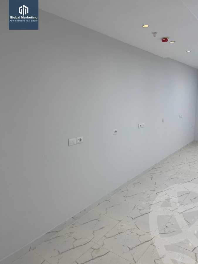 https://aqarmap.com.eg/en/listing/5728278-for-rent-cairo-new-cairo-compounds-hyde-park-centre-ville-hyde-park