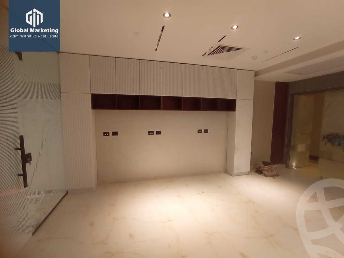 https://aqarmap.com.eg/en/listing/5728479-for-rent-cairo-new-cairo-compounds-hyde-park-business-district