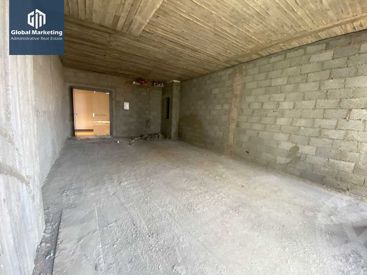 https://aqarmap.com.eg/en/listing/5728478-for-sale-cairo-new-cairo-compounds-hyde-park-greens-hyde-park-compound