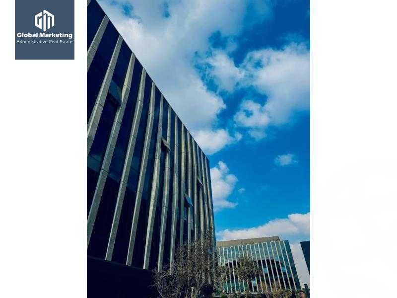 https://aqarmap.com.eg/ar/listing/5734103-for-rent-cairo-new-cairo-compounds-eastown-spectrum-eastown-compound