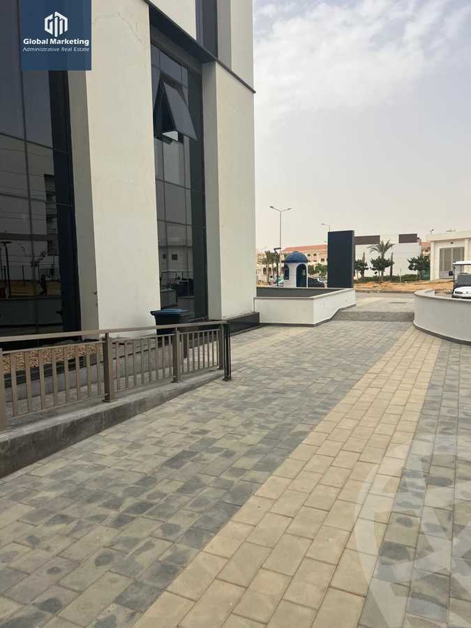https://aqarmap.com.eg/en/listing/5746672-for-sale-cairo-new-cairo-compounds-hyde-park-business-district