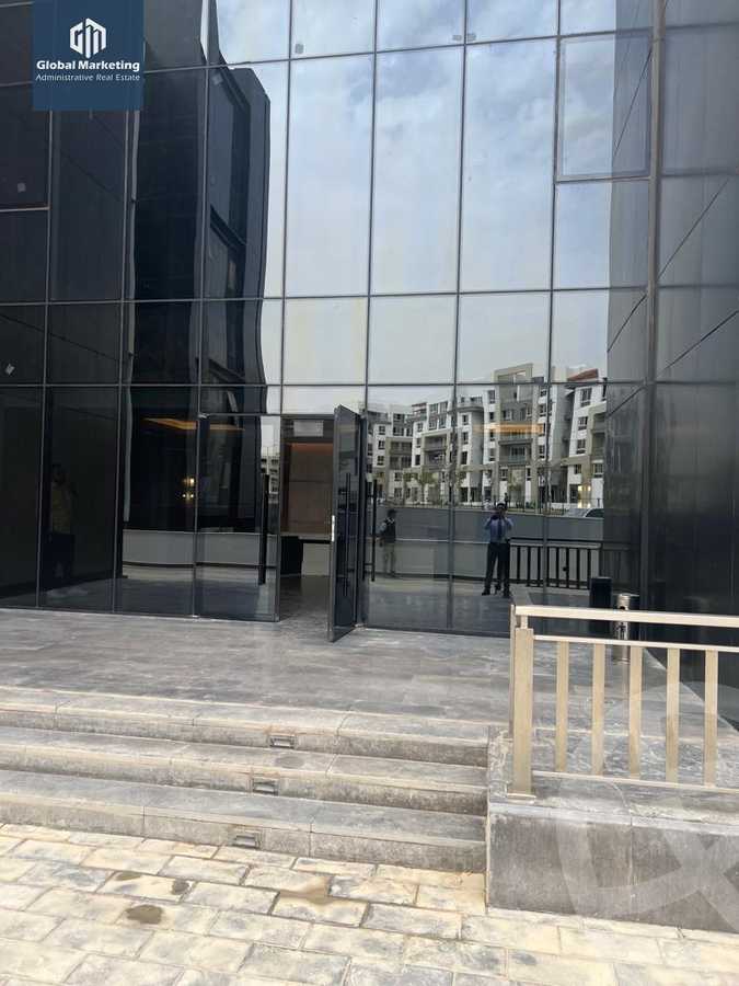 https://aqarmap.com.eg/en/listing/5746672-for-sale-cairo-new-cairo-compounds-hyde-park-business-district