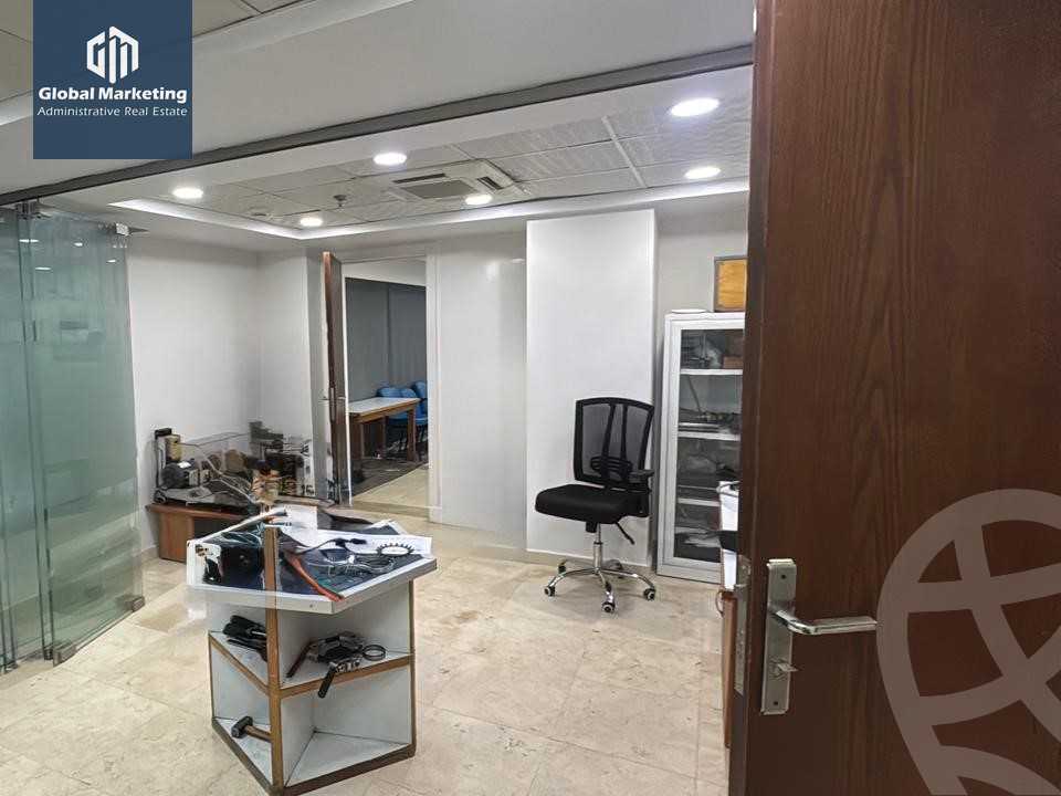https://aqarmap.com.eg/ar/listing/5746777-for-rent-cairo-new-cairo-90th-street-northern-90th-street