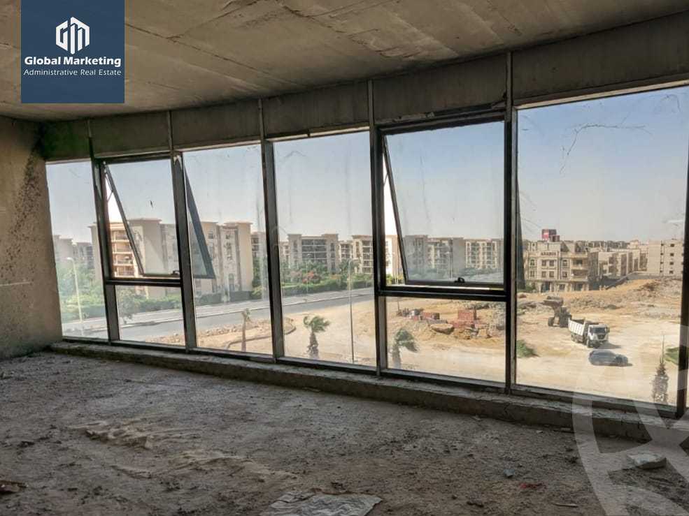 https://aqarmap.com.eg/en/listing/5753038-for-sale-cairo-new-cairo-compounds-cairo-business-park