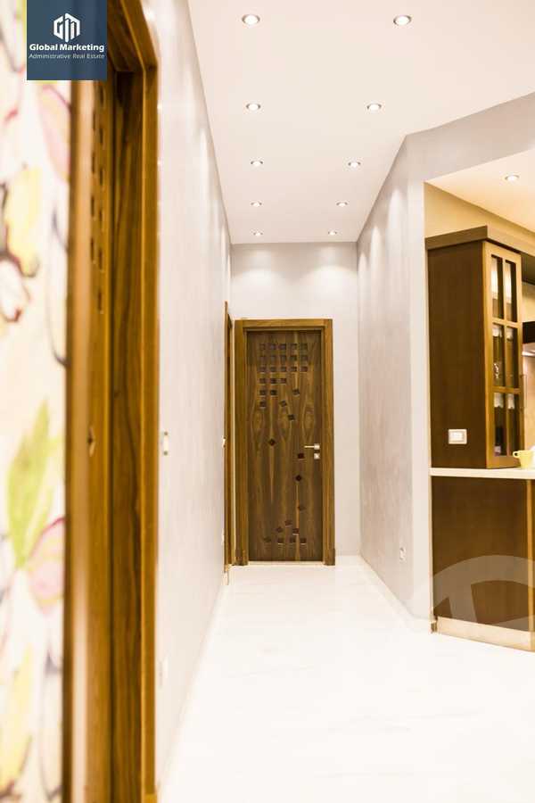 https://aqarmap.com.eg/en/listing/5753416-for-sale-cairo-new-cairo-compounds-hayat-heights