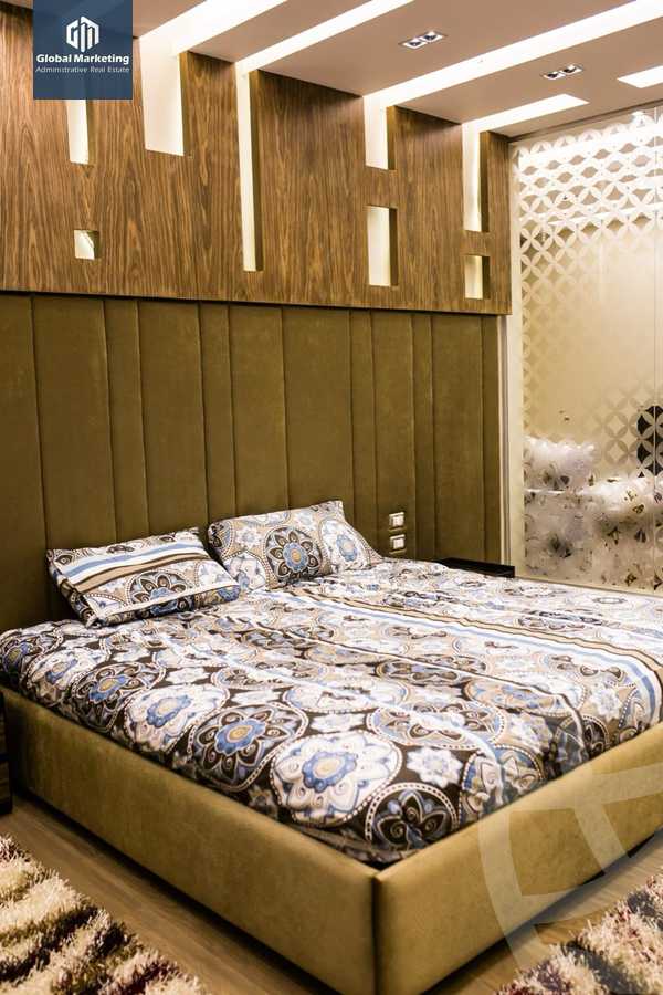 https://aqarmap.com.eg/en/listing/5753416-for-sale-cairo-new-cairo-compounds-hayat-heights