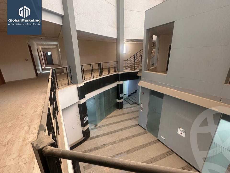 https://aqarmap.com.eg/en/listing/5756068-for-rent-cairo-new-cairo-90th-street-south-teseen-st